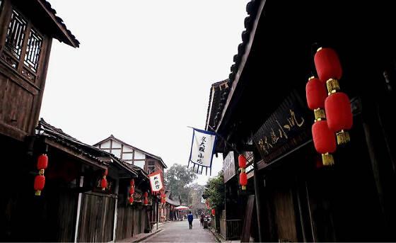 他蒙冤26年,出狱后获赔460万,花100万娶小22岁的老婆又闪离